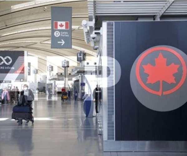 Canada công bố thời điểm mở cửa cho du khách nước ngoài - Anh 1