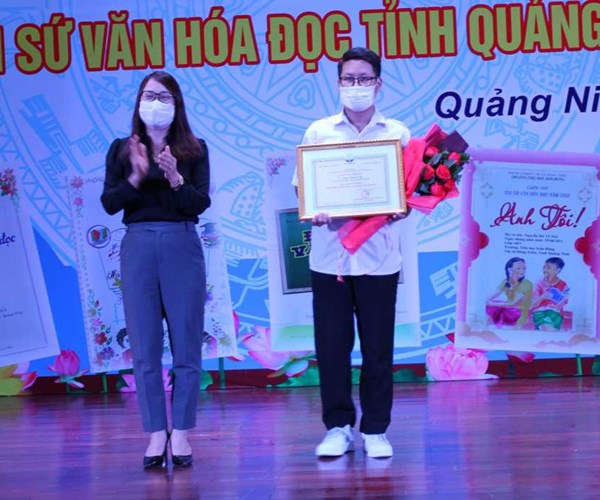 Trao giải cuộc thi Đại sứ Văn hóa đọc tỉnh Quảng Ninh năm 2021 - Anh 1