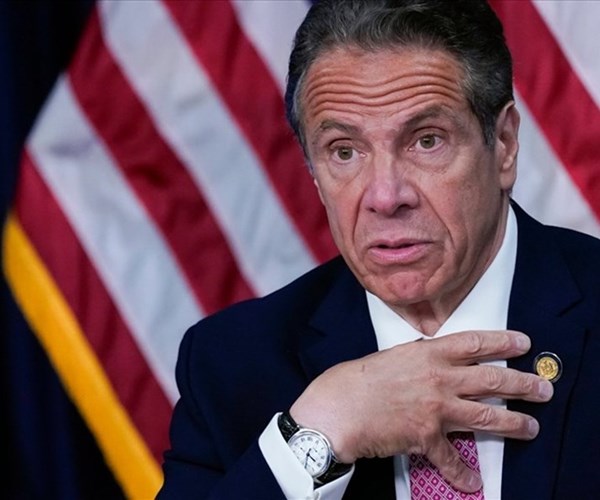 Thống đốc New York từ chức sau bê bối tình dục - Anh 1