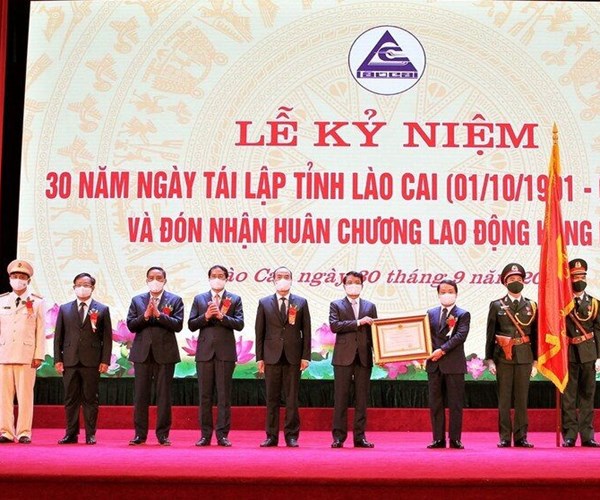 Tỉnh Lào Cai đón nhận Huân chương Lao động hạng Nhất - Anh 1