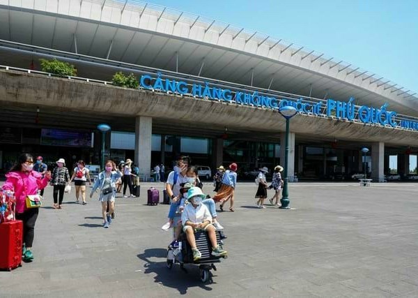 Chuyến bay chở 250 khách Hàn Quốc đến Phú Quốc vào ngày 20.11 - Anh 1