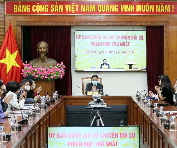Thủ tướng Phạm Minh Chính chủ trì phiên họp thứ nhất Ủy ban quốc gia về chuyển đổi số - Anh 2