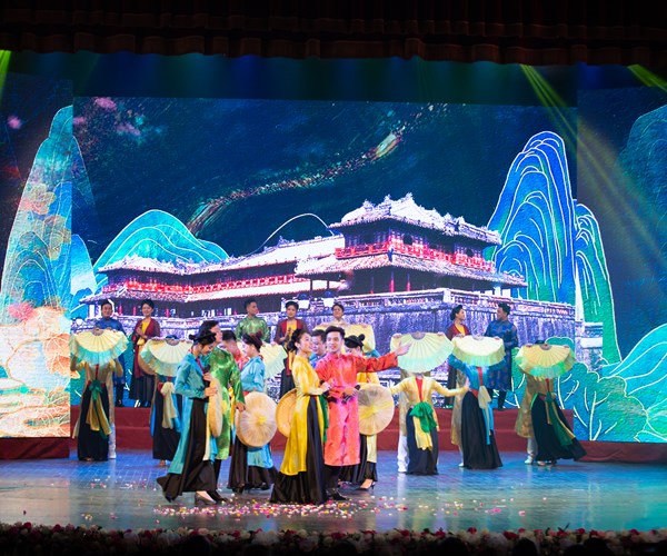 Đặc sắc chương trình nghệ thuật “Đêm Gala Việt Nam - Thái Lan: 45 năm hữu nghị” - Anh 7