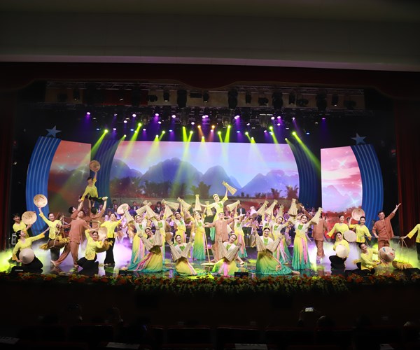70 năm thành lập Nhà hát Ca Múa Nhạc Việt Nam: Xứng đáng để tự hào - Anh 11
