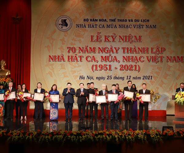 70 năm thành lập Nhà hát Ca Múa Nhạc Việt Nam: Xứng đáng để tự hào - Anh 8
