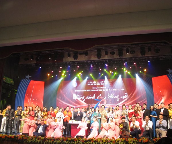 70 năm thành lập Nhà hát Ca Múa Nhạc Việt Nam: Xứng đáng để tự hào - Anh 1