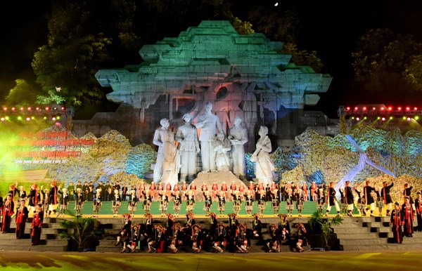 Thái Nguyên đăng cai tổ chức Ngày hội Văn hoá dân tộc Dao toàn quốc lần II - Anh 1