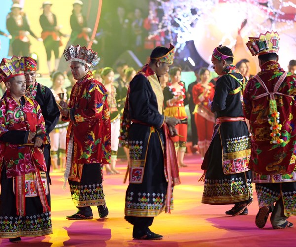 Nghệ thuật trình diễn văn hóa đặc sắc của người Dao ở Quảng Ninh - Anh 4