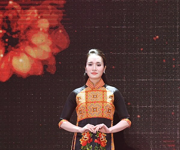Áo dài và nghệ thuật Việt toả sáng tại Lễ hội Du lịch – Văn hoá Việt Nam tại Hàn Quốc - Anh 5
