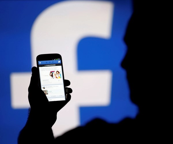 Facebook thêm công cụ giúp ngăn thông tin sai lệch phát tán trong nhóm - Anh 1