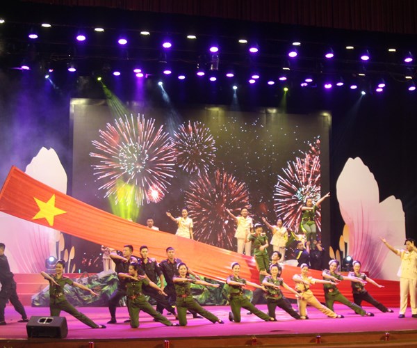 Điện Biên: Hơn 600 diễn viên tham gia hội diễn nghệ thuật Công Nông Binh - Anh 3