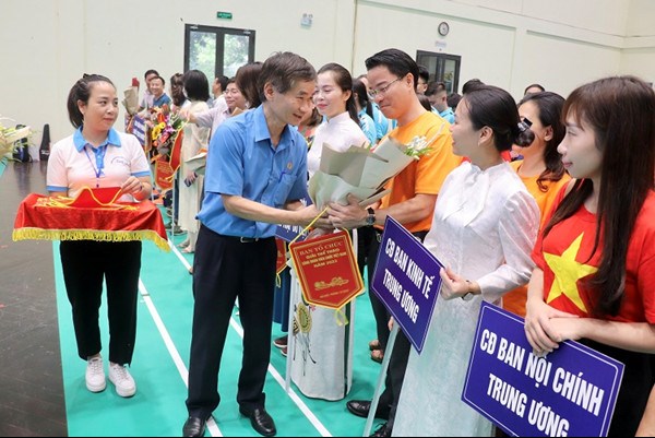 Công đoàn Bộ VHTTDL tham gia Giải thể thao Công đoàn Viên chức Việt Nam - Anh 2