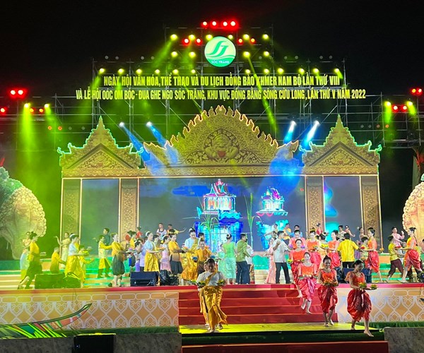 Sẵn sàng cho Lễ khai mạc Ngày hội tôn vinh bản sắc văn hóa đồng bào Khmer Nam Bộ - Anh 6