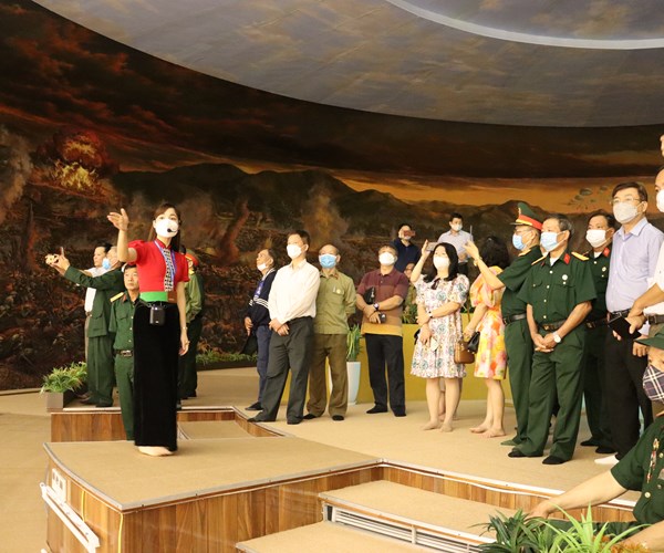 Bảo tàng Chiến thắng lịch sử Điện Biên Phủ sẵn sàng đón du khách dịp năm mới - Anh 3