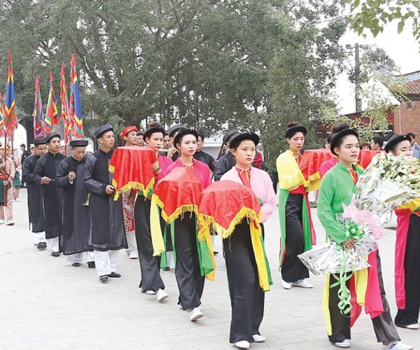 Lễ hội đền Mẫu Âu Cơ- nơi cội nguồn dân tộc Việt - Anh 1