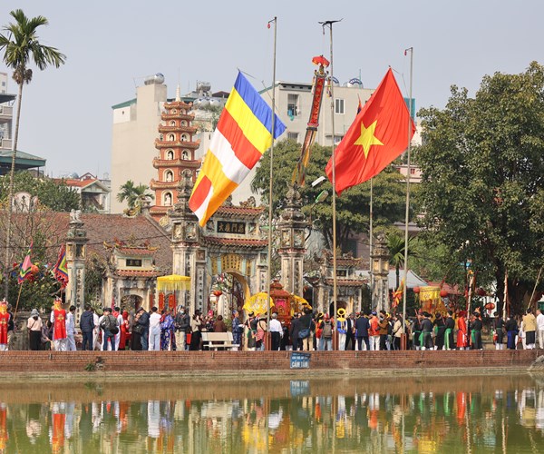 Doc dao dieu mua Con di danh bong tai le hoi lang Trieu Khuc - Anh 10