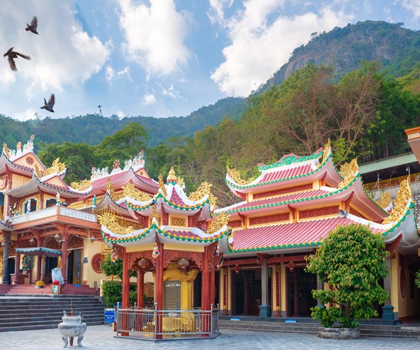 Núi Bà Đen Tây Ninh sẽ tổ chức Lễ vía Quán Thế  Âm Bồ Tát vào ngày 19.2 âm lịch - Anh 1