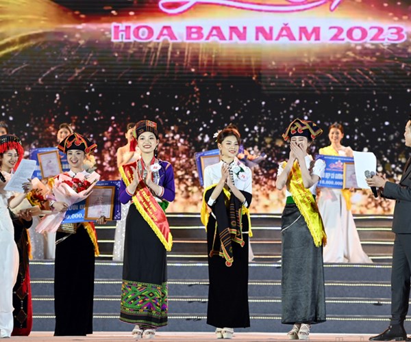 Nguyễn Thị Phương Uyên đăng quang Người đẹp Hoa Ban 2023 - Anh 3