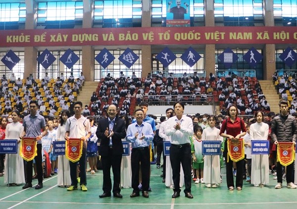 Giải thi đấu thể thao học sinh phổ thông Điện Biên 2023 - Anh 2
