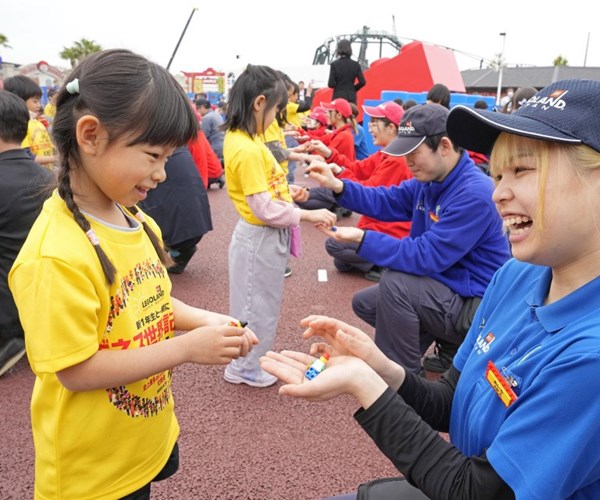 Sự kiện LEGO Minifigure tại Nhật Bản lập kỷ lục Guinness - Anh 1