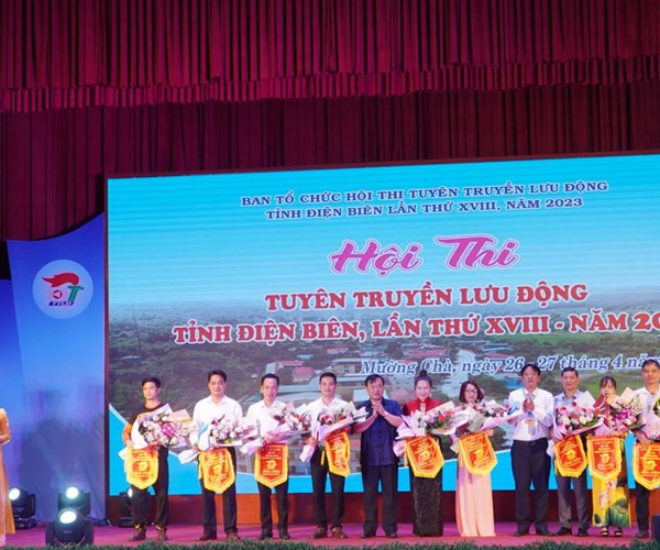 Khai mạc Hội thi Tuyên truyền lưu động tỉnh Điện Biên 2023 - Anh 1