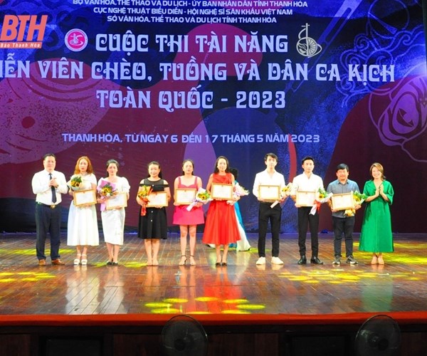 Bế mạc Cuộc thi Tài năng diễn viên Tuồng và dân ca kịch toàn quốc 2023:  Khẳng định giá trị của nghệ thuật sân khấu truyền thống - Anh 4