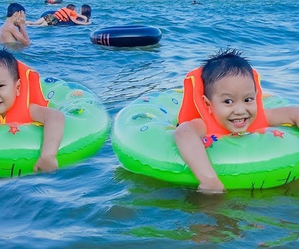 Bắc Giang tăng cường phòng tránh đuối nước cho trẻ em dịp hè - Anh 1