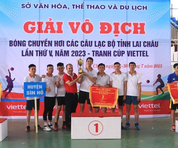 Giải vô địch bóng chuyền hơi các CLB Lai Châu tranh Cúp Viettel - Anh 1