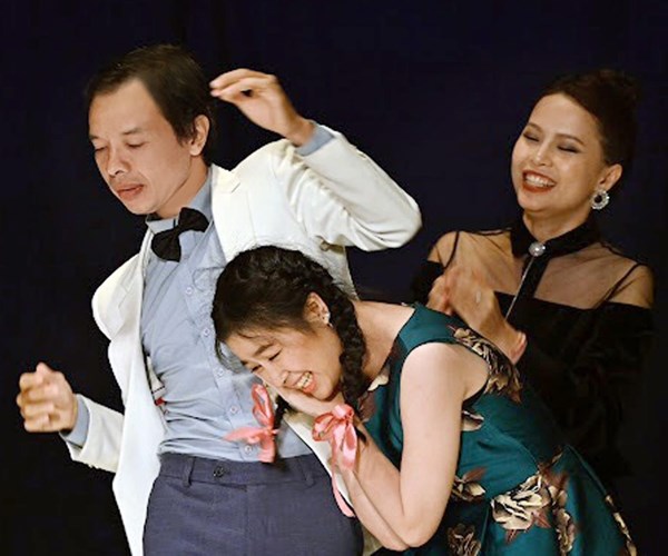 Trần Lực dựng kịch Lê Hoàng: Khuấy động sân khấu với kịch “Búp bê” - Anh 2