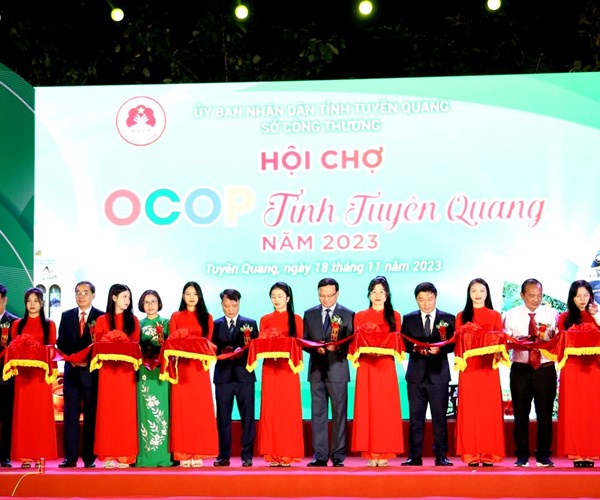 Khai mạc Hội chợ OCOP tỉnh Tuyên Quang 2023 - Anh 1