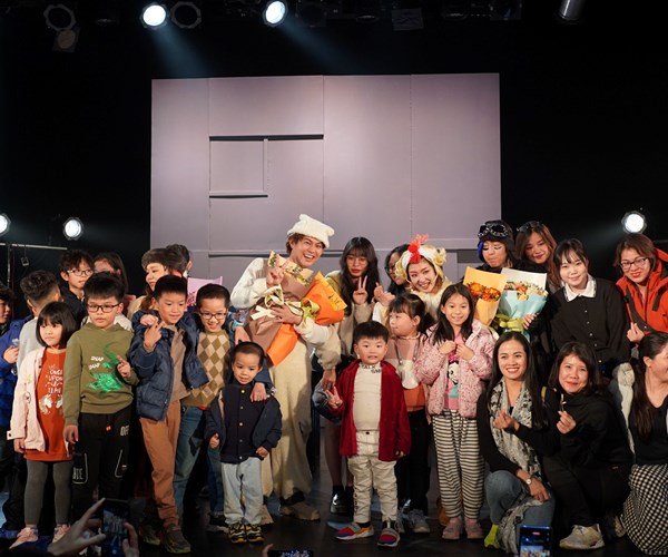 Hai đêm diễn thành công của đoàn kịch Nhật Bản tại Nhà hát Kịch Việt Nam - Anh 4