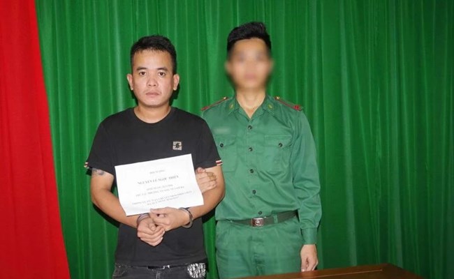 Khởi tố vụ án vận chuyển ma túy từ Lào về Việt Nam - Anh 1
