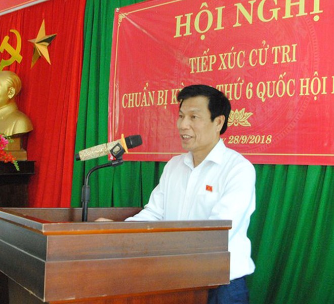 Bộ trưởng Nguyễn Ngọc Thiện tiếp xúc cử tri tại Huế - Anh 3
