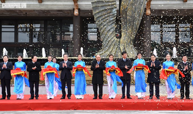 Thủ tướng dự Lễ khai trương 3 công trình hạ tầng lớn tại Quảng Ninh - Anh 2