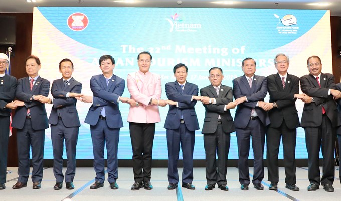 Hội nghị Bộ trưởng Du lịch ASEAN: Tháo gỡ rào cản, tăng cường hợp tác phát triển du lịch - Anh 3