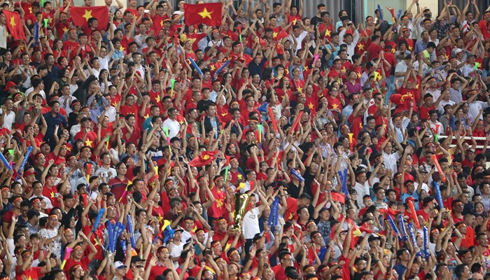 “Khán giả luôn là nguồn động lực lớn lao cho tuyển Việt Nam” - Anh 2