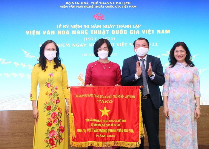 Kỷ niệm 50 năm Ngày thành lập Viện VHNT quốc gia Việt Nam, Bộ trưởng Nguyễn Văn Hùng: “Nhìn lại để tiến xa hơn” - Anh 1