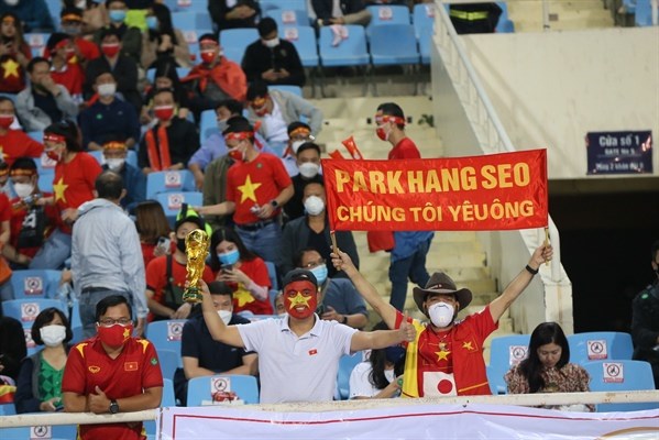 Tích cực chuẩn bị cho trận đấu gặp Trung Quốc của đội tuyển Việt Nam trên sân Mỹ Đình - Anh 2