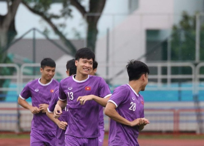 Công bố danh sách 23 cầu thủ tuyển Việt Nam gặp Malaysia - Anh 2