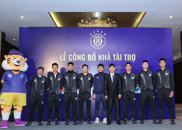 Quang Hải và các đồng đội đặt mục tiêu lấy lại ngôi vô địch V.League 2022 - Anh 2