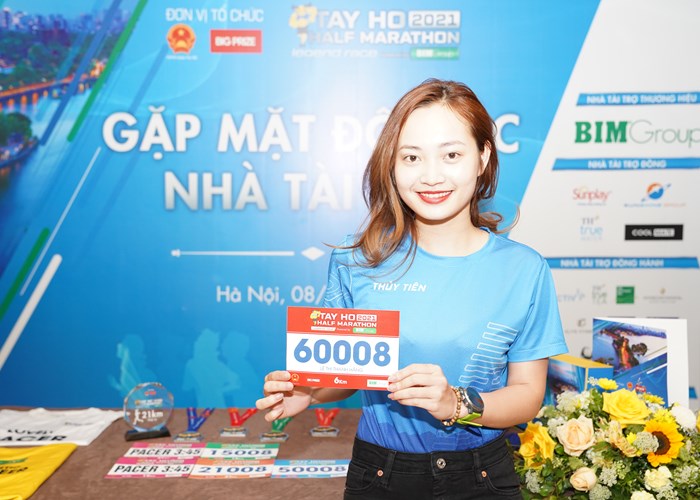 3.000 VĐV dự Giải chạy Tay Ho half marathon - Anh 1