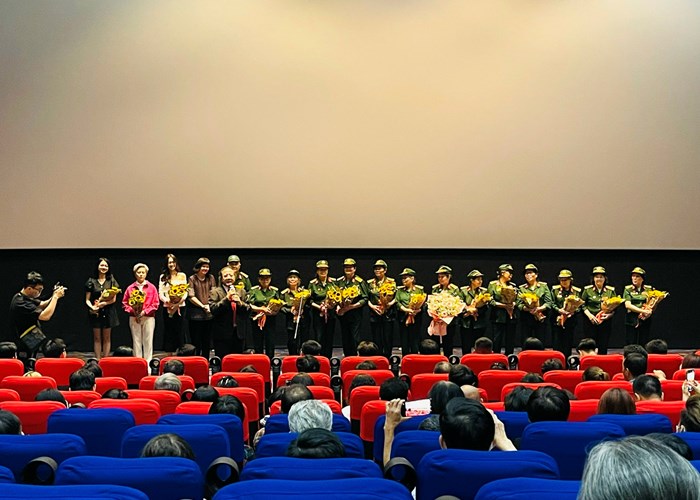 Ra mắt phim về Trung đội nữ lái xe Trường Sơn anh hùng - Anh 4