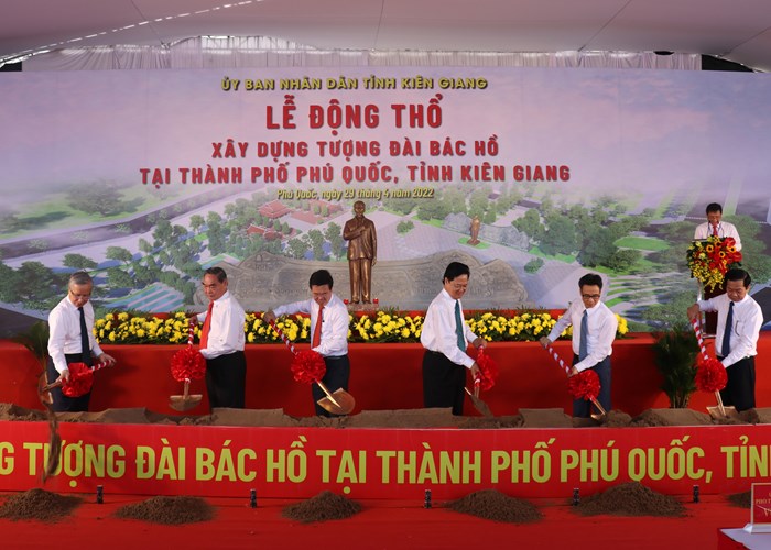 Kiên Giang: Xây dựng tượng đài Chủ tịch Hồ Chí Minh tại Phú Quốc - Anh 1