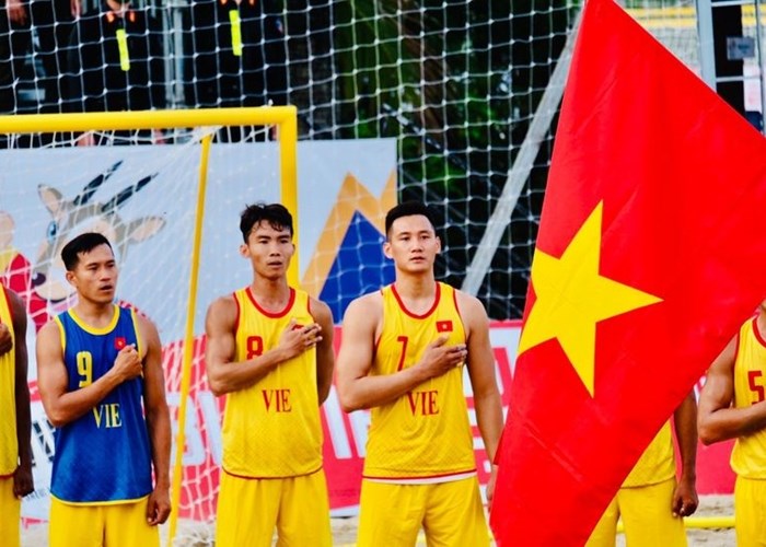 Tuyển bóng ném bãi biển Việt Nam giành chiến thắng thứ 2 liên tiếp - Anh 2