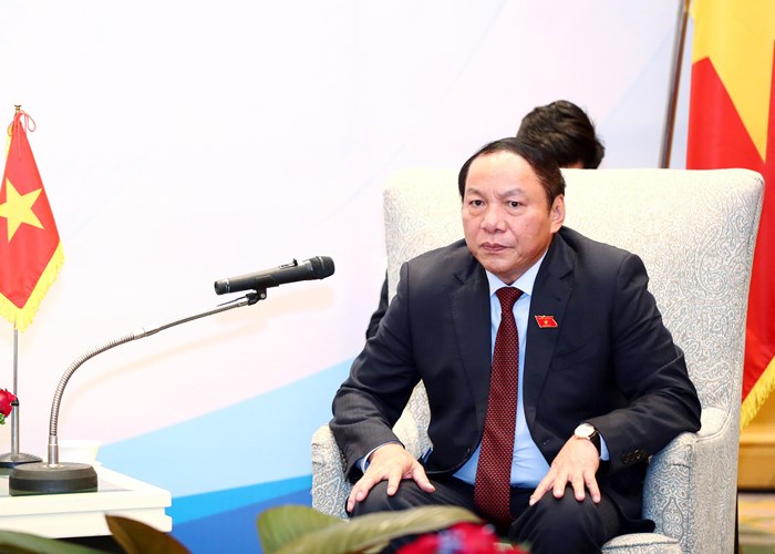 Tiếp Phó Thủ tướng Cam pu chia, Bộ trưởng  Nguyễn Văn Hùng:  “Việt Nam sẽ tích cực hỗ trợ Campuchia tổ chức thành công SEA Games 32” - Anh 3