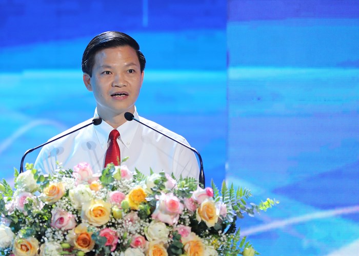 Bộ trưởng Nguyễn Văn Hùng: Nối mạch nguồn truyền thống và phát huy những phẩm chất, giá trị tốt đẹp của công nhân Việt Nam - Anh 3