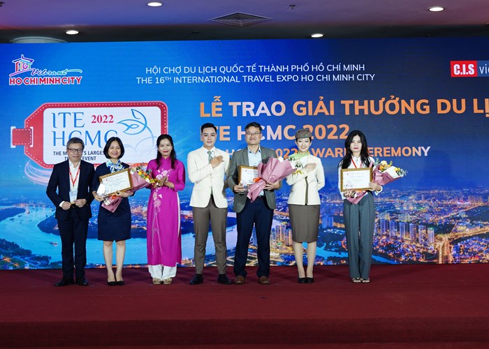 Tôn vinh 91 doanh nghiệp tại “Giải thưởng du lịch ITE HCMC 2022” - Anh 2