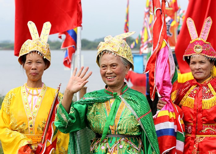 Độc đáo lễ hội quân trên sông Lục Đầu - Anh 10