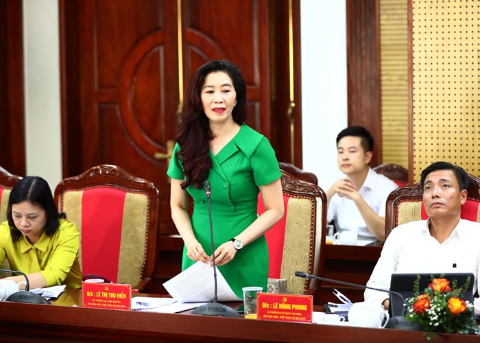 Bộ trưởng Nguyễn Văn Hùng:  “Chấn hưng và phát triển văn hóa tỉnh Tuyên Quang trong thời kỳ mới” - Anh 10