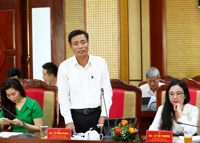 Bộ trưởng Nguyễn Văn Hùng:  “Chấn hưng và phát triển văn hóa tỉnh Tuyên Quang trong thời kỳ mới” - Anh 9